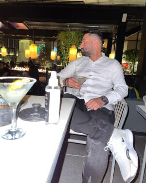 Rayan Borhani Instagram - 🍸👌🏽☺️