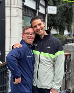 Raymond Braun Instagram - I don’t have to do this; I get to do this. Thank you, London, for an unforgettable trip, new friends, and a marathon full of heart. 

It’s never too late to reinvent yourself and take that first step towards trying something new.

The past two weeks kinda feel like a dream — running the Boston and London marathons six days apart, guiding two incredibly inspiring athletes, celebrating my mom’s birthday, spending time with lifelong friends and developing new ones, announcing a dream collaboration. 

When I laced up for my first long run during quarantine, I never imagined that the sport would bring me here. 

Grateful is an understatement. #londonmarathon