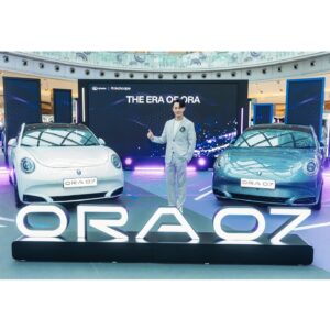 Raymond Lam Instagram - 大家喜歡自駕遊嗎？

#ORAHK #ORA #EV #ElectricVehicles #AlINewEV #ERAOFORA
#ORA07 #POWERYOURDRIVE @ora_hk_gwm