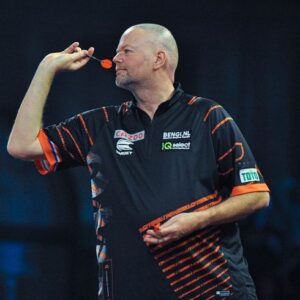 Raymond van Barneveld Instagram - I always knew playing Ryan would be tough. He’s an excellent player and he really made me dig deep to find the strength to get that win. Especially when I hadn’t been feeling well that day.
It wasn’t easy but I made it over the line and I’m really happy I got the win. 

Looking forward to my next game now. Keeping my focus and staying away from Chinese food for a while 😬.

Huge thank you to the Barney Army your support always gives me extra energy. 

Wishing you all a happy and healthy Christmas 🎄

Thank you as always to my sponsors @targetdarts @totodartkings @iqselectbv 

📸 @pvdarts180 

#darts #wcdarts #barneyarmy #rvb