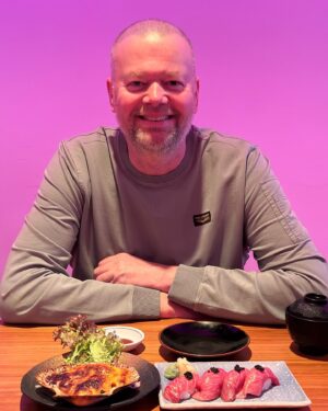 Raymond van Barneveld Instagram - ♥️ Valentines night ♥️

♥️ Happy Valentine’s Day Julia I love you so much so glad you came into my life.
I love you forever xxxxx
