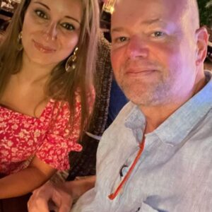 Raymond van Barneveld Instagram - Wishing my beautiful fiancée a wonderful birthday and here is to many more together ♥️ love you