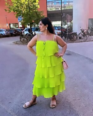 Rayyan Ibrahim Instagram - @thomasmosquito day party
#neon #party