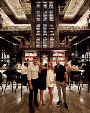 Rebecca Dalton Instagram - One night in Singapore 🇸🇬