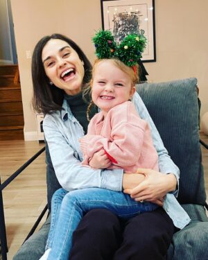 Rebecca Liddiard Instagram - I love Christmas ☺️🎄☃️