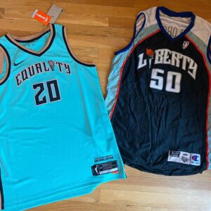 Rebecca Lobo Instagram - 25 years of sea foam. 
Tune in to the WNBA Draft TONIGHT at 7 PM ET on ESPN! #InItForGood