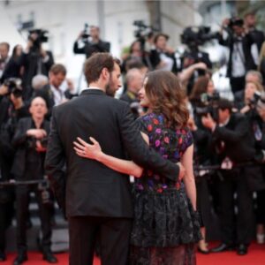 Rebecca Marder Instagram - 🌾CANNES 2023 🪲

Merci @festivaldecannes @laurence_churlaud @chanelofficial