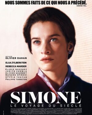 Rebecca Marder Instagram - SIMONE VEIL 

Pour beaucoup de femmes et d’hommes, toutes générations confondues, il me semble que Simone incarne avant tout un modèle de force, de courage, de dignité, d’intégrité. 
Un destin hors du commun. 
Une super-héroïne. Une pionnière capable de mener au plus haut niveau le combat pour la défense des valeurs de la démocratie. Elle a pressenti l’urgence de mobiliser et de réunir l’humanité contre les menaces qui pèsent sur le genre humain. 
Elle nous a préparé(e)s à affronter et relever les défis de l’avenir. 
A oser ce que les autres n’osent pas. 
En dépassant les querelles du moment pour  réunir et mobiliser toutes les énergies qui seront utiles et nécessaires demain. 
Elle était tournée vers l’avenir. 
Face aux crises que nous traversons les droits des femmes seront toujours les premiers à être remis en question. 
L’humanité toute entière est résponsable du destin du genre humain. 

C’est un honneur, cette confiance qui m’a été donnée, de pouvoir incarner le destin si singulier d’une femme exceptionnelle, c’était essayer de se mettre au service des valeurs morales auxquelles elle a voulu consacrer sa vie. 

Son message d’humanité son courage s’adresse au monde entier. 

Un film d’Olivier Dahan 

SORTIE le 12 OCTOBRE 

Avec 
@elsa_zylberstein #elodiebouchez @judithhhhhhhhhhhhhh #oliviergourmet @mathieuspinosioff @antoine_gouy @veroboitout_hair @natacha.krief @warnerbrosfr
