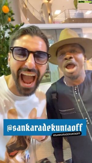 Redouane Behache Instagram - Au secours 😂😂😂 @sankara.dekunta_off #zidane #ausecours #kin #alger #afrique #humour #copains #movie