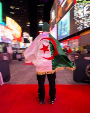 Redouane Behache Instagram - Libérez la Palestine 🇵🇸 Et vive l’Algérie 💚💚💚 #amour #ouaicestbon #dz #bh #redouane #djazair #can #congo #tahia