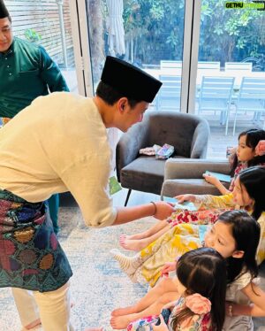 Redza Minhat Instagram - Aidilfitri 2023. ❤️
