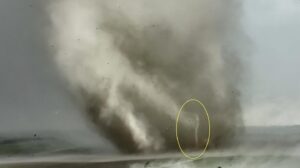 Reed Timmer Instagram - Check out this insane whip-like subvortex with the violent #tornado south of Greenfield, Iowa captured by the Dominator Drone. I launched the bird north of the tornado and passed the controls to @weathermike who tucked the drone in behind the vortex. @edgarthestormchaser @connormccrorey