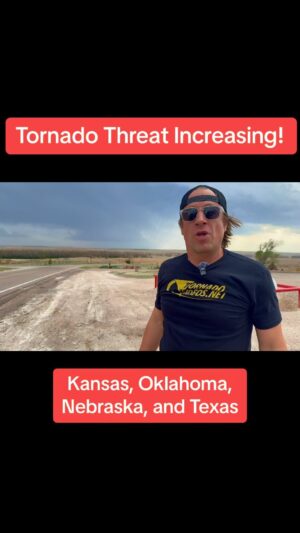 Reed Timmer Instagram - Severe weather threat increasing in Kansas!