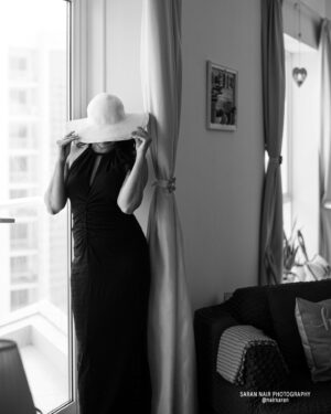 Reenu Mathews Instagram - Channeling my Inner Mysterious Vibe❤️

#portraitshots 
#blacknwhitephotography 
#reenumathews 
#Blackdress
#zarawoman

[ blackdress, summer in black, portrait,  black & white photo,  hat season, lifestyle, dress code]