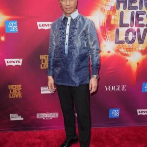 Reggie Lee Instagram - As an immigrant kid coming from the Philippines and growing up in Ohio, I remember just wanting to be on Broadway.  Having fulfilled that dream decades ago at a time when Asian Americans were scarce on the Great White Way, I feel overwhelmed at seeing an all-Filipino cast shine on the Broadway stage in the FIRST all-Filipino musical @herelieslovebway 

Thank you to @gtongi @joseiswriting and the team behind #HereLiesLove for having me to your dance floor.  And congratulations to the cast and team of this historical Broadway musical!!!!! What a night celebrating history and seeing friends @msleasalonga @themelodybutiu @bessiebadilla @rubenvnepales @janetrnepales @jenniferpazofficial @aliewoldt @jaygeemacapugay @billybcreative @jerabraham and meeting new friends @paragasdiane @kerrybutler1 .  BRAVO!! MABUHAY!! 🙌🏽🙌🏽🙌🏽🇵🇭🇵🇭🇵🇭🇵🇭🕺🏽🕺🏽🕺🏽🕺🏽🕺🏽🪩🎉🎉🎉

Thank you @noblecreationsonline for my epic barong!

And thank you @janetrnepales @rubenvnepales for some wonderful photos! 🙏🏽🙏🏽