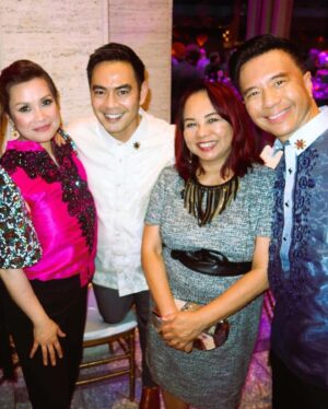 Reggie Lee Instagram - As an immigrant kid coming from the Philippines and growing up in Ohio, I remember just wanting to be on Broadway.  Having fulfilled that dream decades ago at a time when Asian Americans were scarce on the Great White Way, I feel overwhelmed at seeing an all-Filipino cast shine on the Broadway stage in the FIRST all-Filipino musical @herelieslovebway 

Thank you to @gtongi @joseiswriting and the team behind #HereLiesLove for having me to your dance floor.  And congratulations to the cast and team of this historical Broadway musical!!!!! What a night celebrating history and seeing friends @msleasalonga @themelodybutiu @bessiebadilla @rubenvnepales @janetrnepales @jenniferpazofficial @aliewoldt @jaygeemacapugay @billybcreative @jerabraham and meeting new friends @paragasdiane @kerrybutler1 .  BRAVO!! MABUHAY!! 🙌🏽🙌🏽🙌🏽🇵🇭🇵🇭🇵🇭🇵🇭🕺🏽🕺🏽🕺🏽🕺🏽🕺🏽🪩🎉🎉🎉

Thank you @noblecreationsonline for my epic barong!

And thank you @janetrnepales @rubenvnepales for some wonderful photos! 🙏🏽🙏🏽