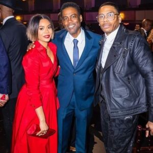 Regina Hall Instagram - You truly are a Giant amongst men. I’m thankful to call you my work husband but I’m blessed to call you my friend. I Love You @kevinhart4real 
We honor and celebrate you as the 25th #MarkTwainPrize recipient.  Watch the event tonight on @netflix premiering at 10 pm EST/7 pm PT.  Find the details in the @kennedycenter #LinkInBio.