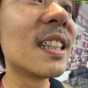 Reiji Okamoto Instagram - BEARING ON DA TOOTH🪀
