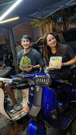 Reiner Manopo Instagram - DURIAN DUREN DUREN BAWOR SUPER AJIB, TEMPATNYA SURGA DURIAN @durian_hakim 😍❤️🤤
#reinermanopo #duren #durian #ordernow