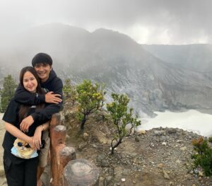 Reiner Manopo Instagram - Aku mah diajak naik aja udah bahagia, apalagi...(lanjutkan)😍
.
.
.
.
>>>>>JANGAN dislide sampe ujung!
.
.
.
.
ntar nanyain yg satunya lg 😝🙈
#adisty #reinermanopo #reinergmanopo #reinergrandiemanopo #adistyjuniar #couplegoals #summit #highking #jalanjalan #nature #santuy