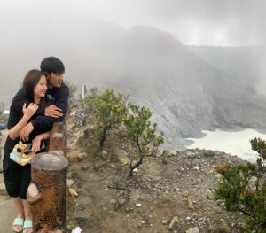 Reiner Manopo Instagram - Aku mah diajak naik aja udah bahagia, apalagi...(lanjutkan)😍
.
.
.
.
>>>>>JANGAN dislide sampe ujung!
.
.
.
.
ntar nanyain yg satunya lg 😝🙈
#adisty #reinermanopo #reinergmanopo #reinergrandiemanopo #adistyjuniar #couplegoals #summit #highking #jalanjalan #nature #santuy