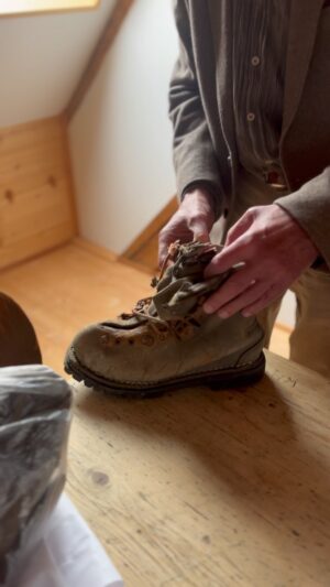 Reinhold Messner Instagram - Today, Günther’s second shoe finally arrived from Pakistan, and Liver Khan handed it to me today, finally disproving the conspiracy theories about Günther and the Nanga Parbat tragedy.
Günther, thank you and I am thinking of you.
RM.  #nangaparbat #nanga #mountains #mountain #messner #reinholdmessner #climbing #history #pakistan #culture #motivation #inspiration #mountaineering #heritage #news #life