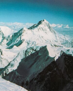 Reinhold Messner Instagram - There is currently a discussion going on in mountaineering circles as to what constitutes a “mountain” and what constitutes a separate “peak” as opposed to a “top”, a subsidiary summit or just a minor bump along a ridge. 

The subject of 8000m peaks has long created great debate and intrigue among the climbing community. Many people recognise the 14 x 8000m peaks located in the Himalayan and Karakoram regions. UIAA Honorary Member Reinhold Messner was the first to climb them all.

These are ↓

Everest (Sagarmāthā)
K2
Kangchenjunga
Lhotse
Makalu
Cho Oyu
Dhaulagiri I
Manaslu
Nanga Parbat
Annapurna I
Gasherbrum I
Broad Peak
Gasherbrum II
Shishapangma

Read the full position article by UIAA Mountaineering Commission on our website:
https://www.theuiaa.org/uiaa-position-on-8000m-peaks/

#Everest #K2 #Kangchenjunga #Lhotse #Makalu #ChoOyu #Dhaulagiri #Manaslu #NangaParbat #Annapurna #Gasherbrum  #BroadPeak #Gasherbrum #shishapangma #uiaa #climbing #mountaineering #8000 
____
📸 Photo Credit: 
1. K2, Galen Rowell.
2. Everest, Ed Webster
3. Lhotse, Pierre Béghin/Foc Photo
4. Makalu - Kurt Diemberger