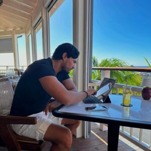 Rémi Notta Instagram - 😎