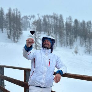 Rémi Notta Instagram - Santé les amis, vivons d’amour et de vin 🍷