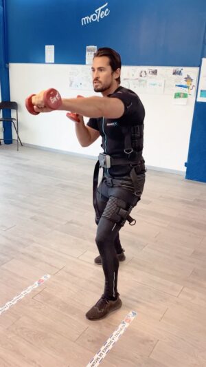 Rémi Notta Instagram - « 🔥⚡️Le sport en 20 minutes seulement … 

Je suis  passé chez @myotec_aubagne , n’ayant pas le temps d’aller à la salle de sport. 

Une séance de sport rapide & efficace en seulement 20 minutes. 

⚡️Renforcement musculaire
⚡️Anti-cellulite
⚡️Amélioration de la posture

🔥Un gain de temps incomparable avec des résultats garantis ⚡️⚡️

La séance peut se compléter par des massages lympho-drainant ou de récupération pour accentuer le travail. Rémi a pu tester les deux à MyoTec Aubagne 🔥

Venez nous rendre visite 🔥⚡️ #myotec #sport #aubagne #pertuis #aix  #pertuis #paris #dubai #training #electrostimulation #coach #workout #love