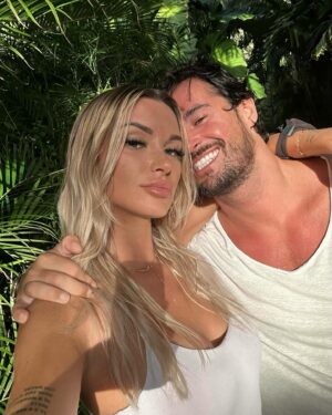 Rémi Notta Instagram - 🚀😎 @almira._
