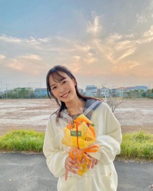 Ren Komai Instagram - 🦥
⁡
日テレ シンドラ「#先生さようなら」第5話
2月19日(月)24:59〜です🕰️
⁡
目撃してしまった真奈…
⁡
みんなの恋は、どうなってしまうのでしょうか。
⁡
今週も是非ご覧ください！
⁡
⁡
⁡