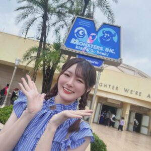 Rena Hasegawa Instagram - 楽しかったなぁ〜💭

#夢の国 
#ディズニー 
#ディズニーコーデ 
#💙 
#声優