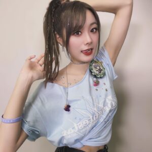 Rena Hasegawa Instagram - 2053 2nd LIVEありがとうございました💚

#t7s #ナナシス　#2053 #roots  #声優  #LIVE #ハーフアップ #ポニーテール #💚

#天野聡美
#橘一花