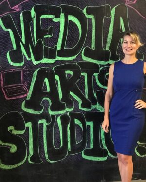 Rena Riffel Instagram - #flashbackfriday Modeling for an AFI workshop #35mm #analogue #oldhollywood #90s to today in the amazing Media Arts Studio at the wonderful Inner-City Arts Campus #digitalart #tech #newhollywood #technology #school #teachingartist #grateful today’s photo by Lamar