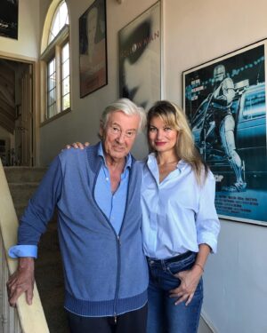 Rena Riffel Instagram - With Director Paul Verhoeven yesterday for Volkskrant Magazine! An amazing experience to reconnect with Mr. Verhoeven again 🙏🏻 Many thanks to all that made this project happen! #grateful #showgirls #cinema #reinvention #magazine #interview #innovation #behindthescenes #work #career #friendship #anniversary #renariffel #paulverhoevenfilm