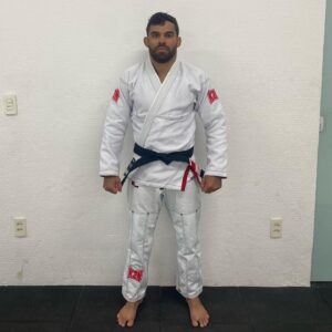 Renan Barão Instagram - living 🥋🥋

#GuiadorporDeus #RB #jiujitsulifestyle

#RB #GuiadoporDeus #kznjardins  #jiujitsu