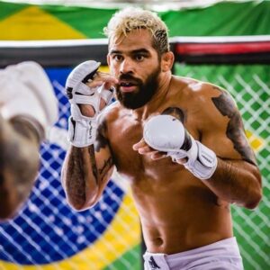Renan Barão Instagram - A jornada é o objetivo. 👊💪🏼