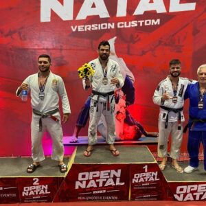 Renan Barão Instagram - Mais um pra conta,fechando a categoria com os irmãos @railsonfagner e @richelebruno62 no @open_natal_de_jiu_jitsu