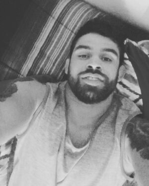 Renan Barão Instagram - Manter o espírito positivo e garantir que nada pode abalar sua paz interior 🙏 

#RB