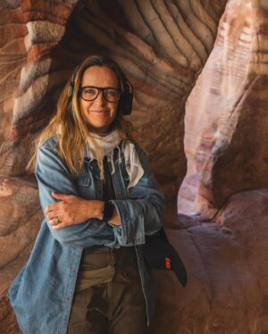 Renan Öztürk Instagram - Pure wonder seeing Petra for the first time.  Lucky to have @filmmingo_productions crew supporting yesterday on a whirlwind one day shoot.

@expedition.studios @refikanadol @simon_njoo_one_egg  @welcome_to_jordan_ @orisono_film @rudy.le @senankh @mdsrour @linaaburezeq @jenpeedom @sonyalpha @thenorthface @vollebak