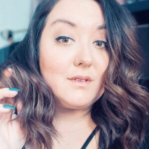 Renée Wilkin Instagram - Me trouvais cute . 
C’est tout.
#yaunfiltrejevouscacherien #selfie