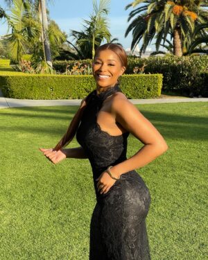 Renellè Nicole Instagram - About last night ✨

I had the pleasure of witnessing the beautiful union of one of my dearest friends @ron_jr8 I’m so happy you found @la_cole and I pray you all have the most loving, God filled marriage. When Ron first told me about Lake, we were venting about life and he made the calmest face & simply said “Being with her is just…easy” and from then on I knew! I also called the engagement 😉 I had a blast seeing so many of my childhood friends and family. ♾️