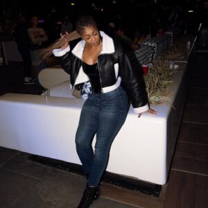 Renellè Nicole Instagram - F O R C E 🚦
Season 2 Finale Watch Party
S/O to the homie @krisdlofton for throwing an amazing party to celebrate what we've all worked so hard on all Spring/Summer '22 & of course celebrating an end to a much needed strike! We made it! 🙌🏽
📸: @_30onme