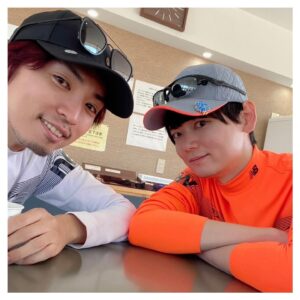 Renn Kiriyama Instagram - ・
withぽんさん
昨日のNBゴルフ
ゴルフの様子は公式アプリにアップしてます
　
@yuki_furukawa_hp 
@newbalance