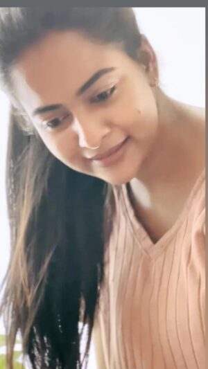 Renu Soundar Instagram - She 🌸