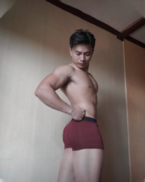 Renz Lagria Instagram - Bagong Vlog! Mga Lodi! Alamin ang program sa pwetmalu! Panoorin mo para ma try mo program ko! Hahaha