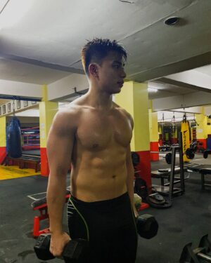 Renz Lagria Instagram - Haysss SARADO NNMAN ANG MGA GYM. 😤😑🙏