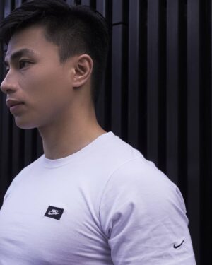 Renz Lagria Instagram - White for pure virginity🤭🤭
Nike basic tee SLIM FIT
(ATHLETIC CUT)
ORDER NA GUYS😁LINK ON MY BIO!