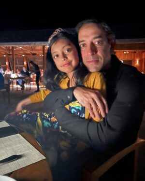 Reshma Shetty Instagram - Photo dump of my babies relaxing . Deep works so hard and his most favorite fun thing to do is to hang out with his daughter . So why not do it on a tropical
Island . Meanwhile I take the pictures 😉 and drink the wine 🙂 .